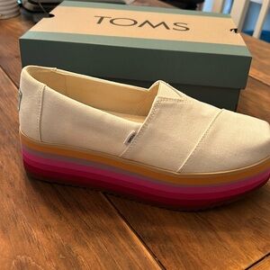 Toms Alp Platform Espadrille 7 NWT